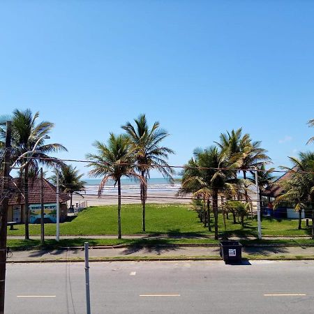 Apto Aluguel Na Temporada Pe Na Areia Peruibe Sp Exteriör bild