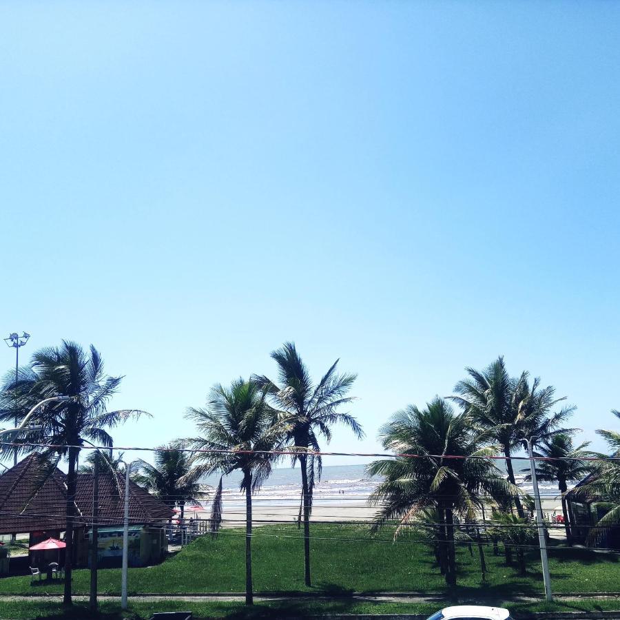 Apto Aluguel Na Temporada Pe Na Areia Peruibe Sp Exteriör bild