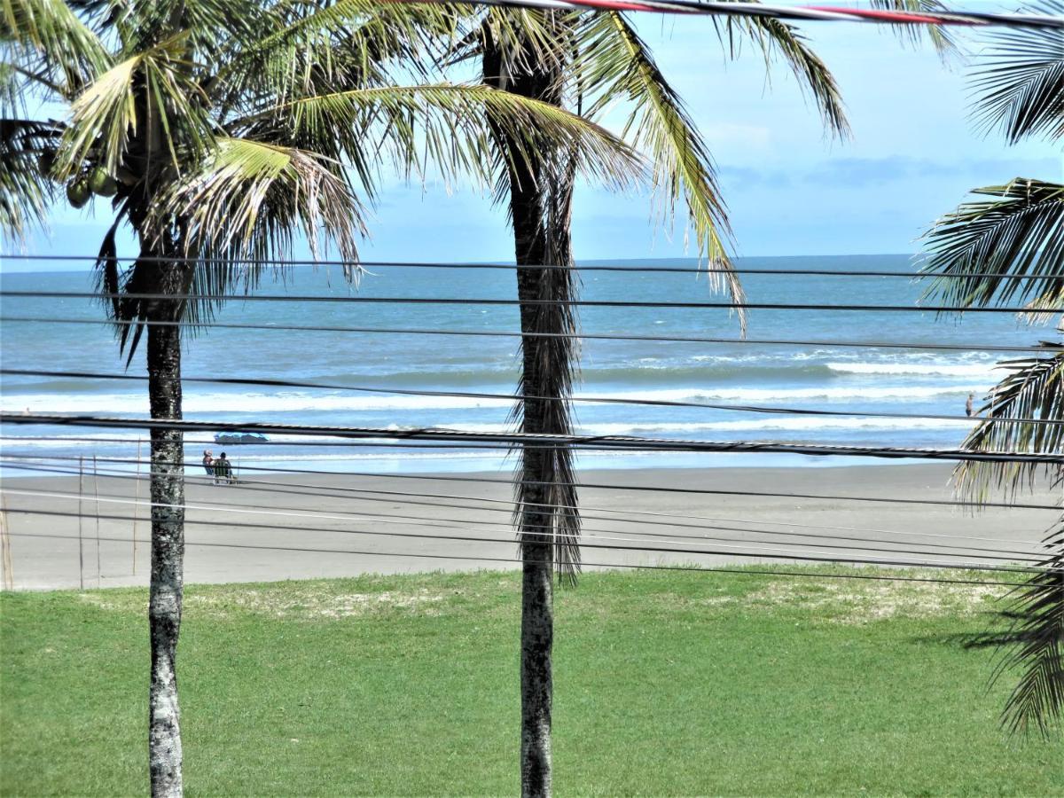 Apto Aluguel Na Temporada Pe Na Areia Peruibe Sp Exteriör bild