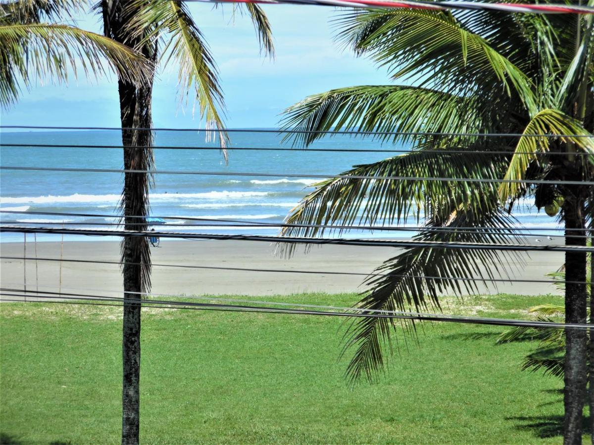Apto Aluguel Na Temporada Pe Na Areia Peruibe Sp Exteriör bild